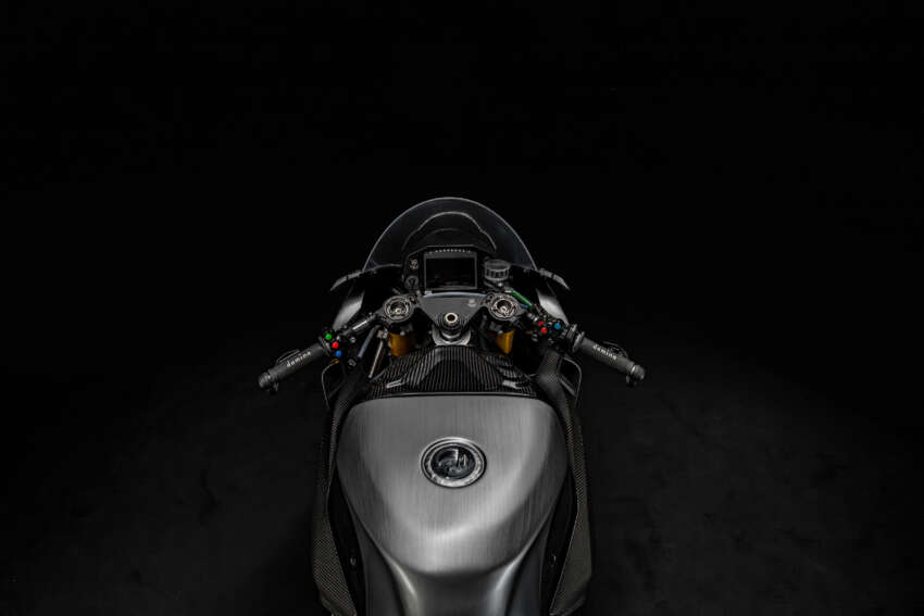 BMW Motorrad Concept RR presented at the Concorso d’Eleganza Villa d’Este show in France 1918363