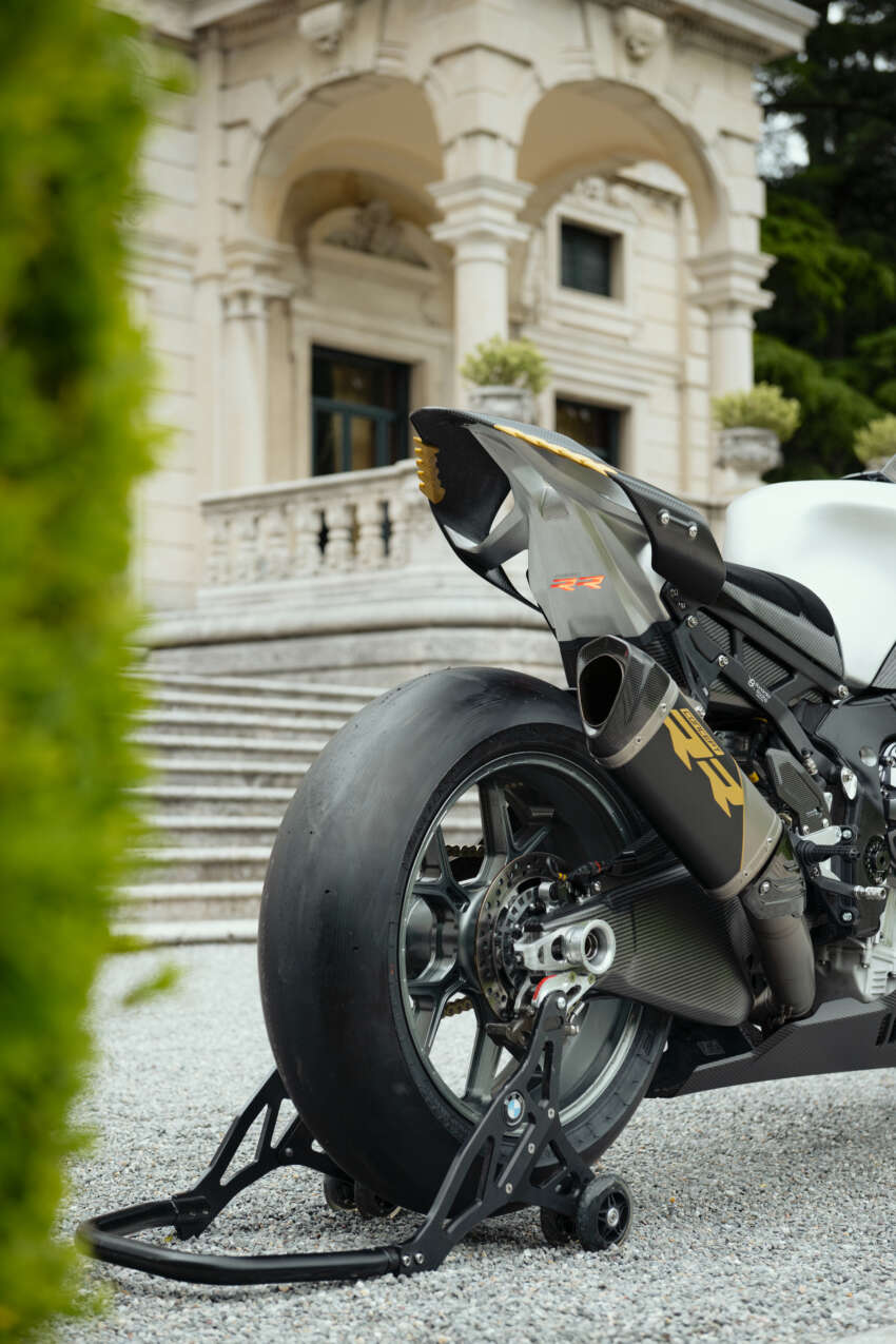 BMW Motorrad Concept RR presented at the Concorso d’Eleganza Villa d’Este show in France 1918396