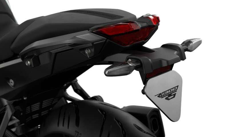 2025 BMW Motorrad R1300 RS sportsbike launched 1908610