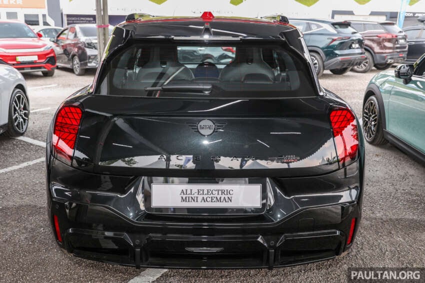 MINI JCW 3 Door petrol and electric, JCW Aceman, Cooper Convertible debut at Malaysia Autoshow 2025 1913159