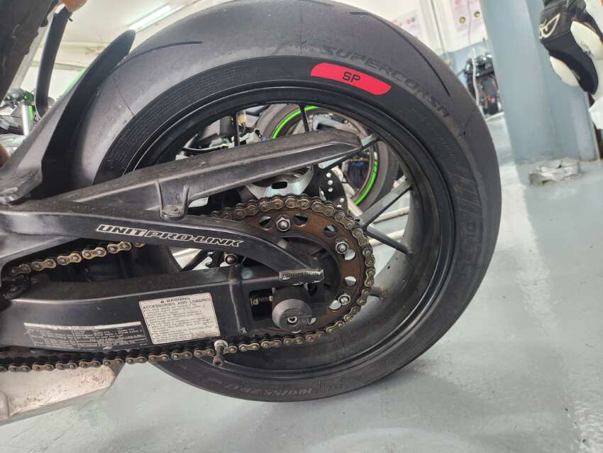 Pirelli Diablo Supercorsa V4 SC and SP, which sportsbike tyre is the one you should use? 1919917