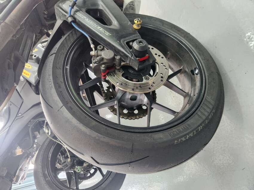 Pirelli Diablo Supercorsa V4 SC and SP, which sportsbike tyre is the one you should use? 1919918