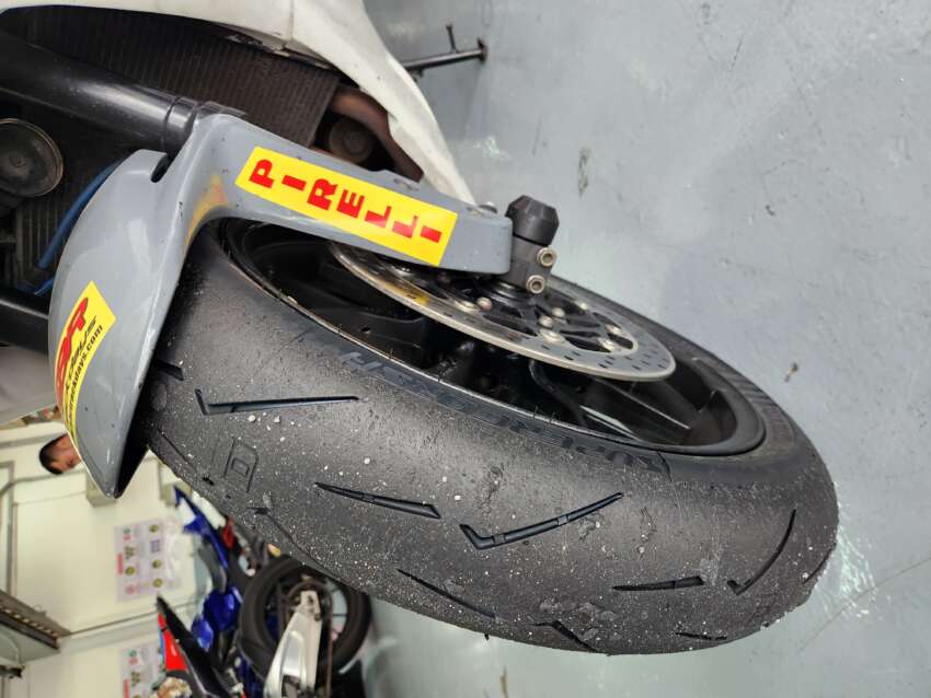 Pirelli Diablo Supercorsa V4 SC and SP, which sportsbike tyre is the one you should use? 1919912