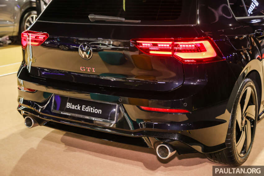 Volkswagen Golf GTI Black Edition debuts – dark wheels, tint, dashcam, 7-year free service, RM245k 1912386