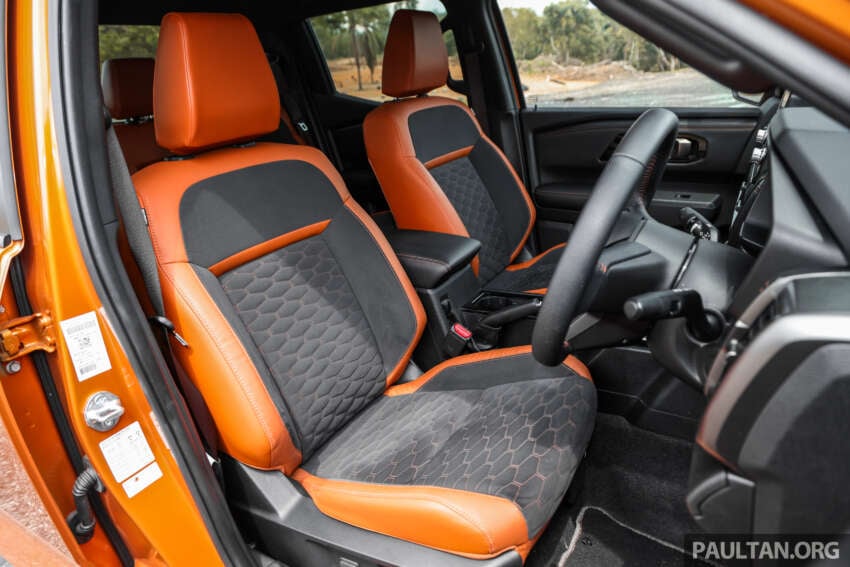 2025 Mitsubishi Triton Athlete vs Toyota Hilux Rogue – which pick-up truck should you buy in Malaysia? 1914351