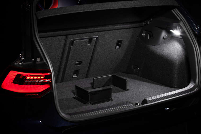 Volkswagen Golf GTI Black Edition – Mk8 gets black wheels, tint, dash cam, 7 yrs free service, RM245k 1909996