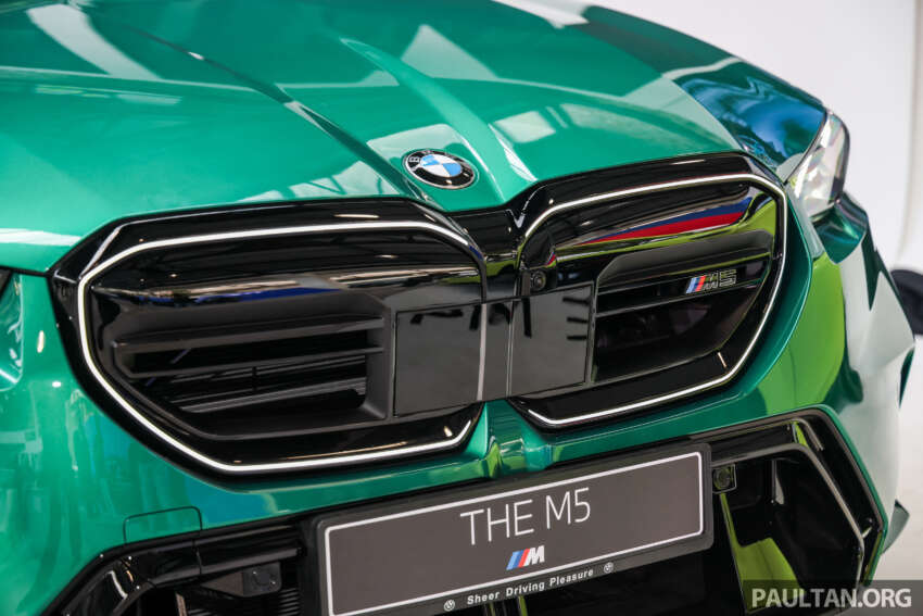 2025 BMW M5 launched in Malaysia – G90 is a 4.4L twin-turbo V8 PHEV, 727 PS/1,000 Nm, RM1.2 million 1926444