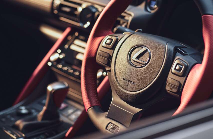 Lexus IS 500 Climax Edition 2025 dilancarkan di Jepun – edisi selamat tinggal hanya 500 unit, brek Brembo 1929796