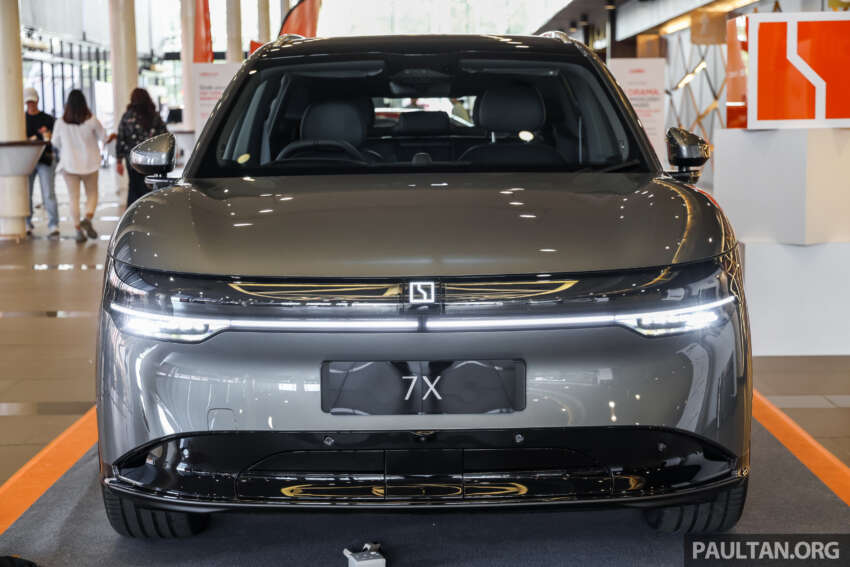 Zeekr 7X EV shown at PACE 2025 – AWD Performance unit has 20-inch alloys, adaptive air suspension 1943378