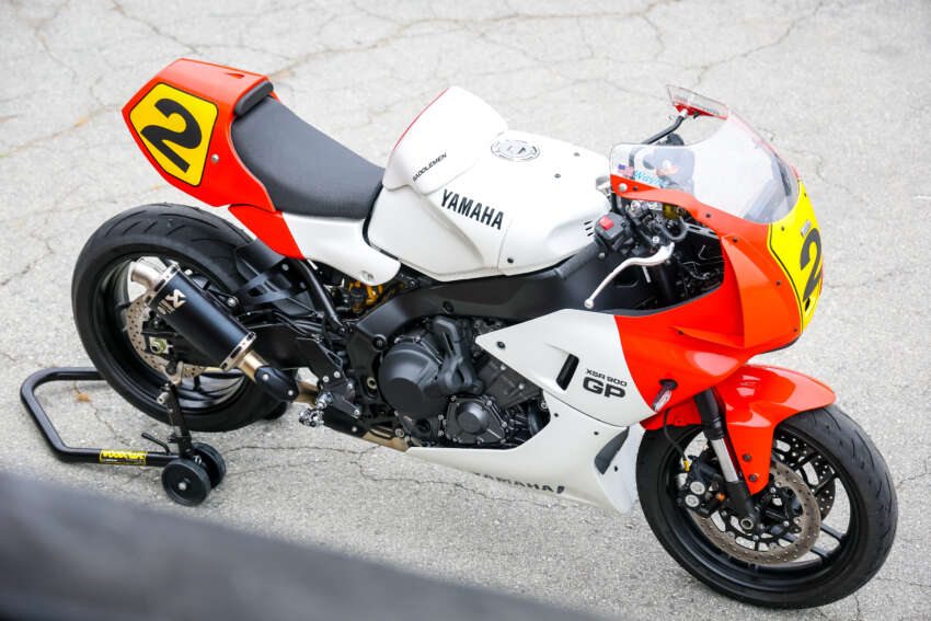 Rainey rides Y-AMT equipped Yamaha XSR900 GP 1940314