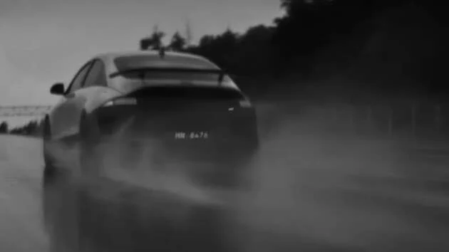 Hyundai Ioniq 6 N sekali lagi ditunjuk dalam teaser – suspensi dan mod drift ditala semula, muncul 10 Julai