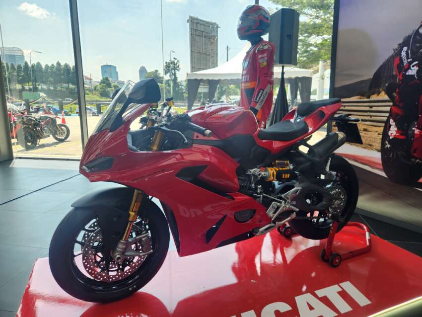 2025 Ducati V-twin launched for Malaysia, Panigale V2 from RM125,000, Multistrada V2 from RM112,000 1958781