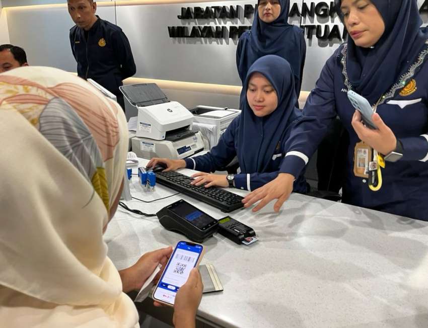 JPJ announces e-wallet payment option now available at all counters nationwide – TnG, GrabPay, MAE, Boost 1961509