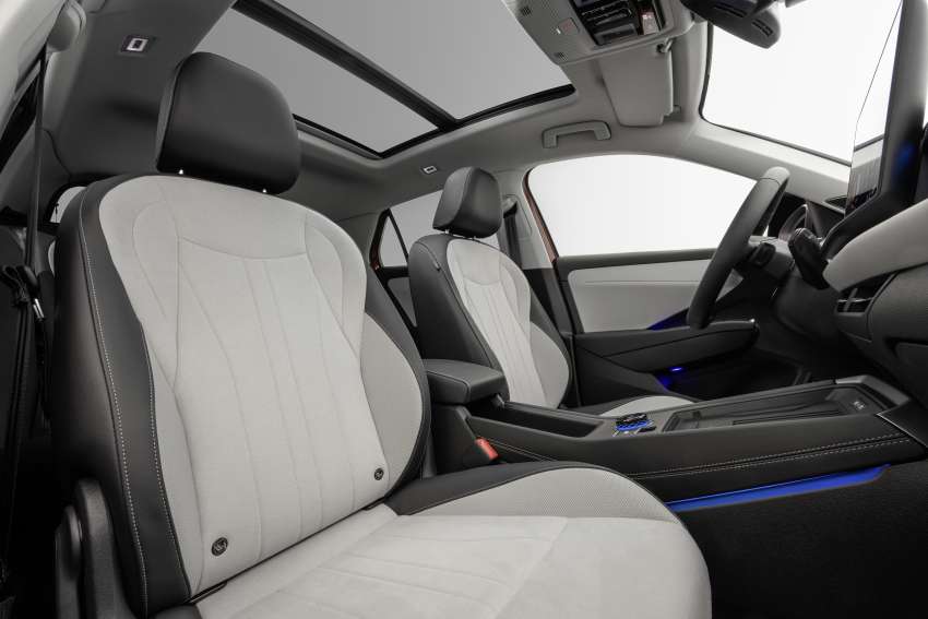 2025 Volkswagen T-Roc revealed – second-gen ‘Golf SUV’ is longer, 1.5L eTSI MHEV, column gear selector 1961866