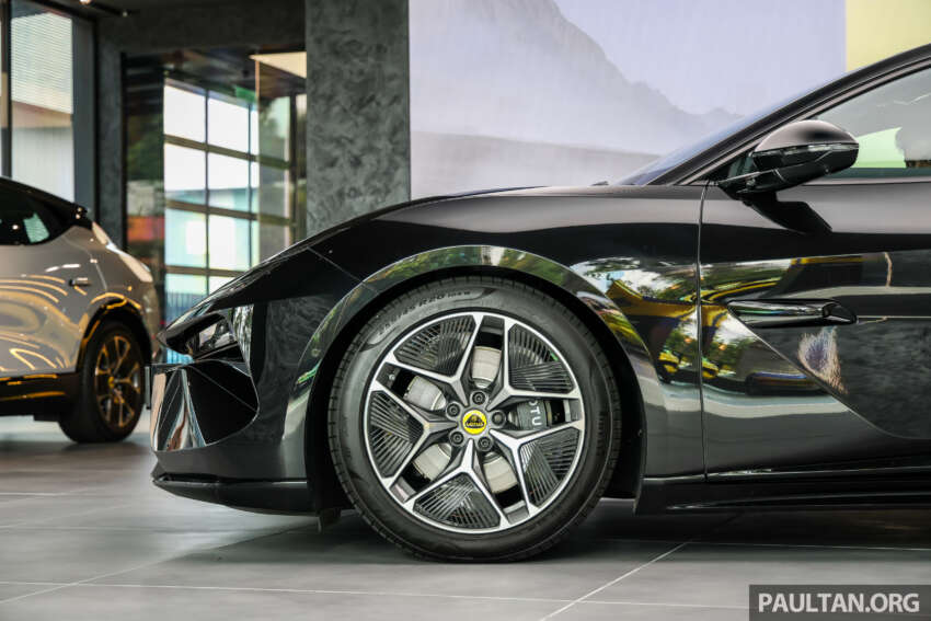 2026 Lotus Eletre and Emeya 600 in Malaysia – now RM100k less; up to 610 km WLTP EV range; new trims 1976227