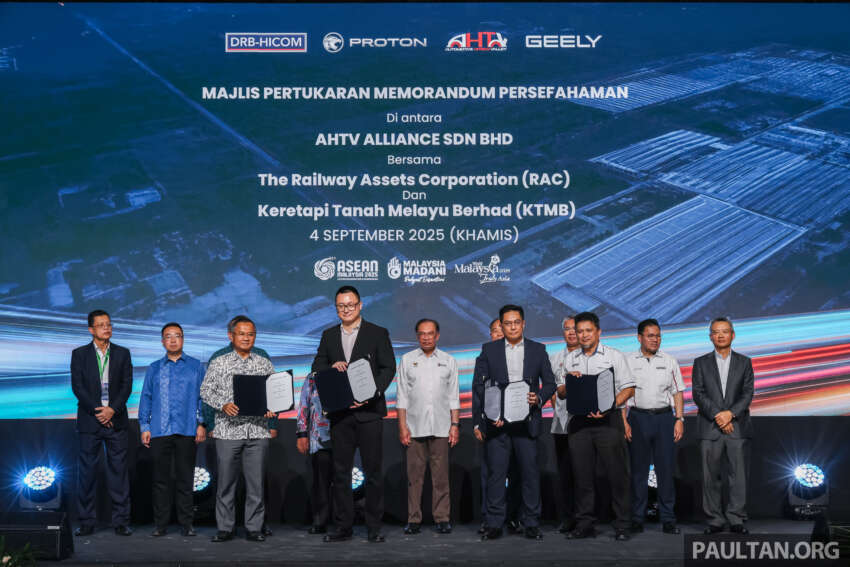 Kilang EV Proton di Tanjong Malim dibuka secara rasmi – eMas 7 CKD mula diproduksi, diikuti eMas 5 1964271