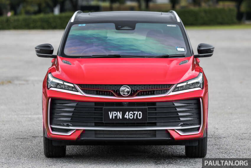 2025 Proton X50 facelift – full gallery of Flagship variant with big spoiler, two-tone interior, sunroof 1970474