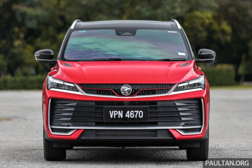 2025 Proton X50 facelift – full gallery of Flagship variant with big spoiler, two-tone interior, sunroof 1970476