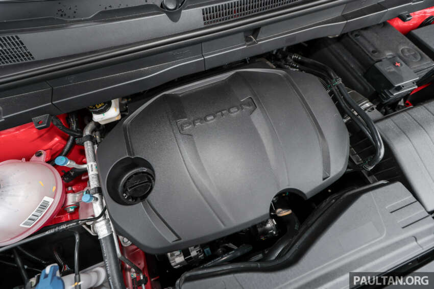 2025 Proton X50 facelift – full gallery of Flagship variant with big spoiler, two-tone interior, sunroof 1970484