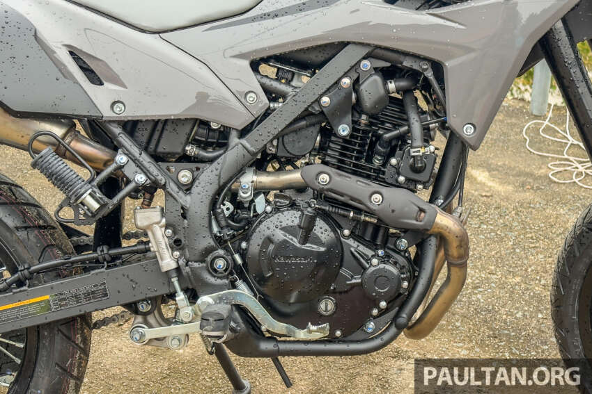 Kawasaki KLX 230 S, 230 SM dilancar di Malaysia – enjin 233 cc suntikan bahan api 18 PS, dari RM23k 1975968