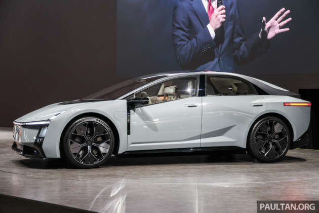 Toyota Corolla Concept – next-generation global sedan previewed with big glass, no central screen, EV option