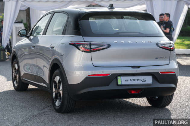 Proton eMas 5 didedahkan sepenuhnya – bermula RM60k hingga RM80k, harga sebenar diumum 30 Okt