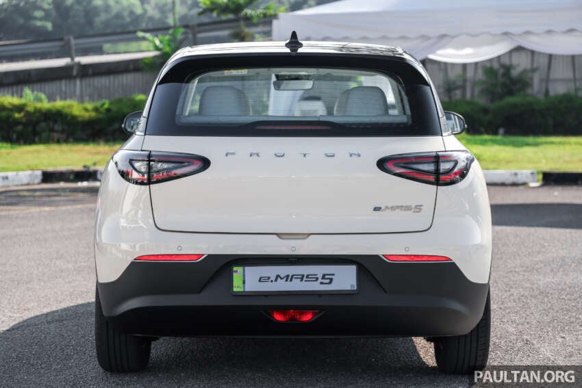 Proton eMas 5 fully revealed – first photos of body colour, RM60k to RM80k est, price reveal Oct 30 1987055