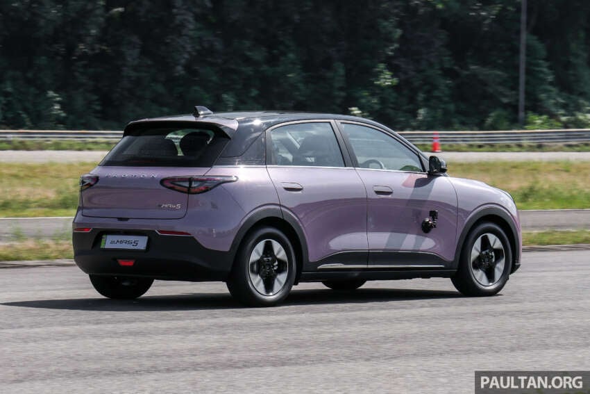 Proton eMas 5 fully revealed – first photos of body colour, RM60k to RM80k est, price reveal Oct 30 1987116