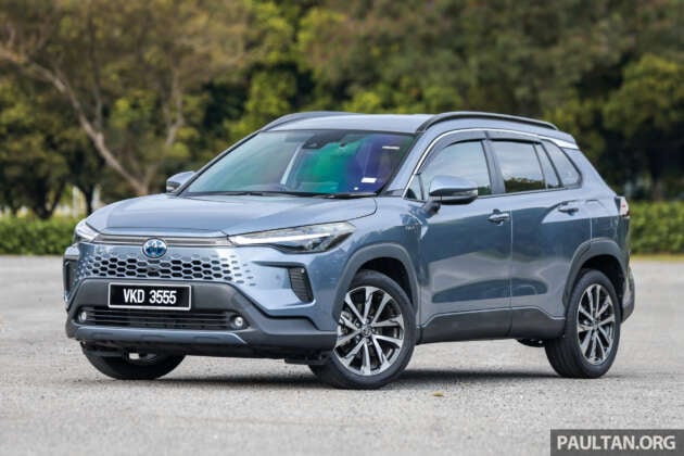 Toyota Corolla Cross HEV 2025 – 1.8L hibrid, RM141k; SUV segmen B berbaloi dengan penjimatan, prestasi