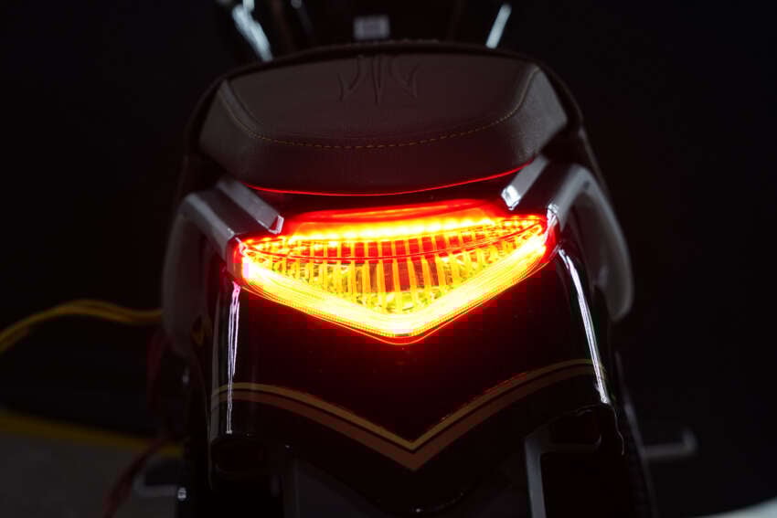 WMoto Cruiser AMT 125 dilancarkan di Malaysia – enjin 124 cc 7.8 hp, transmisi automatik, RM5,988 1979169