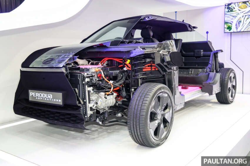 Perodua QV-E EV up close – 52.5 kWh LFP CATL battery, rear torsion beam, range around 385 km? 1997669