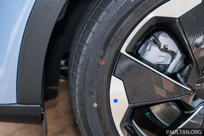 Perodua QV-E launched – first homegrown EV, Magna Steyr input, 0-100 7.5s, 445 km NEDC range, RM80k 2005645