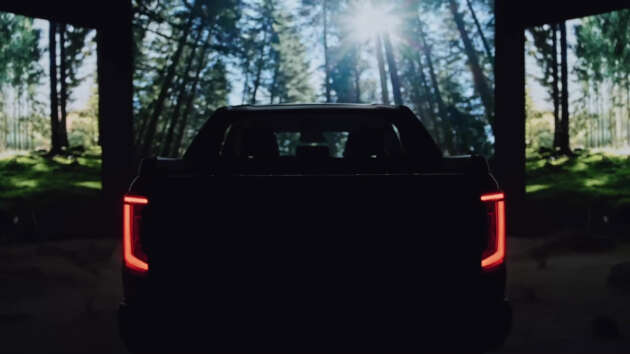 Toyota Hilux Travo 2026 muncul dalam teaser sebelum penampilan rasmi 10 November ini di Thailand
