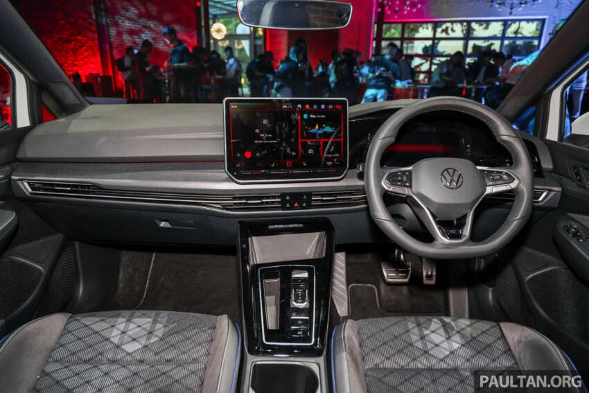 Volkswagen Golf Mk8.5 in Malaysia – R-Line with 150 PS 1.5L MHEV, dry DSG; GTI 265 PS RM250k with VAP 1993934