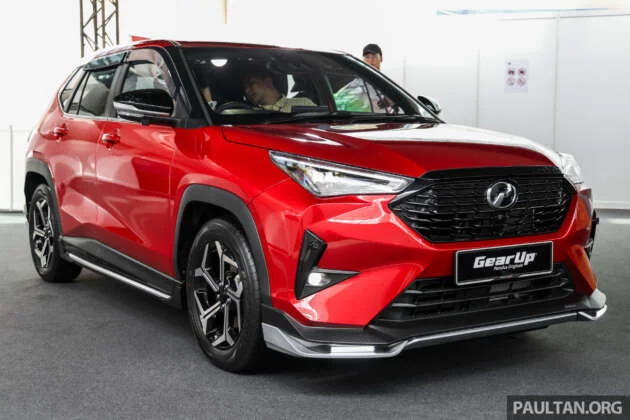 Perodua Traz 2026 dilancar di M’sia — kembar Toyota Yaris Cross, 1.5L NA CVT, varian X/H, dari RM76k