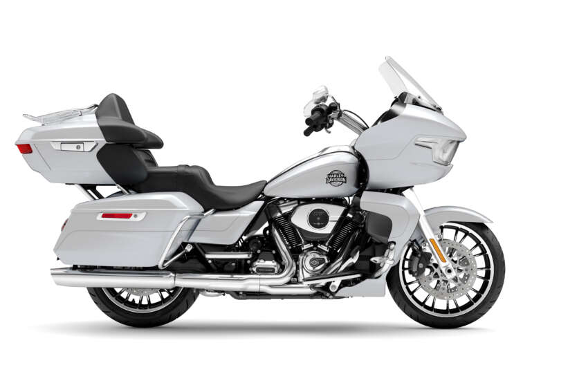 2026 Harley-Davidson Street Glide Limited and Road Glide Limited tourers debut with upgrades 2028704