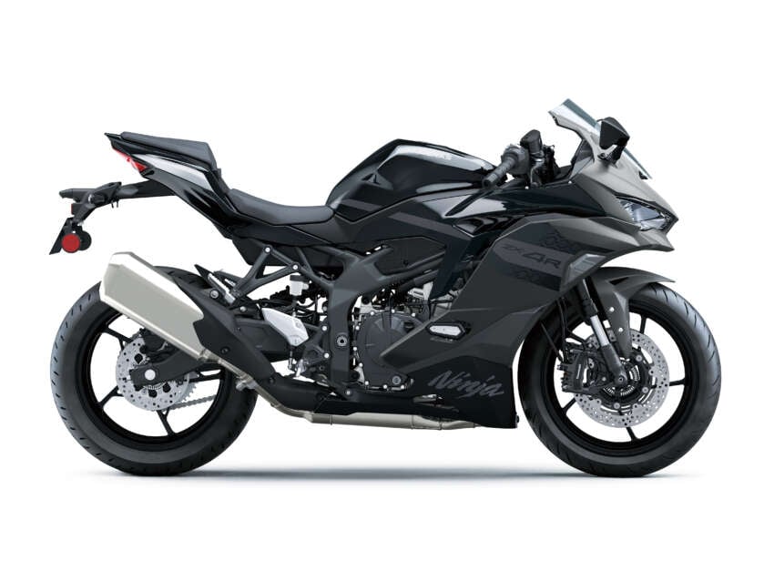 2026 Kawasaki Ninja ZX-4RR and ZX-4R SE make Malaysia debut, priced at RM42,999 and RM40,999 2030937