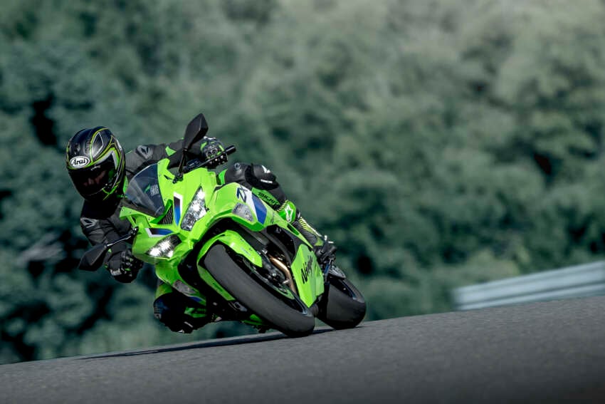 2026 Kawasaki Ninja ZX-4RR and ZX-4R SE make Malaysia debut, priced at RM42,999 and RM40,999 2030941