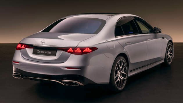 2026 Mercedes-Benz S-Class facelift – W223 gains MBUX Superscreen, flat-plane V8, trick suspension