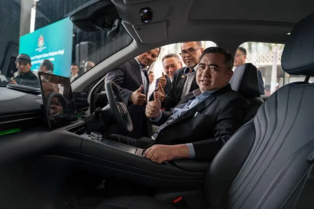 Kerajaan bakal beri geran padanan hingga RM2,000 untuk ganti kenderaan berusia lebih 20 tahun