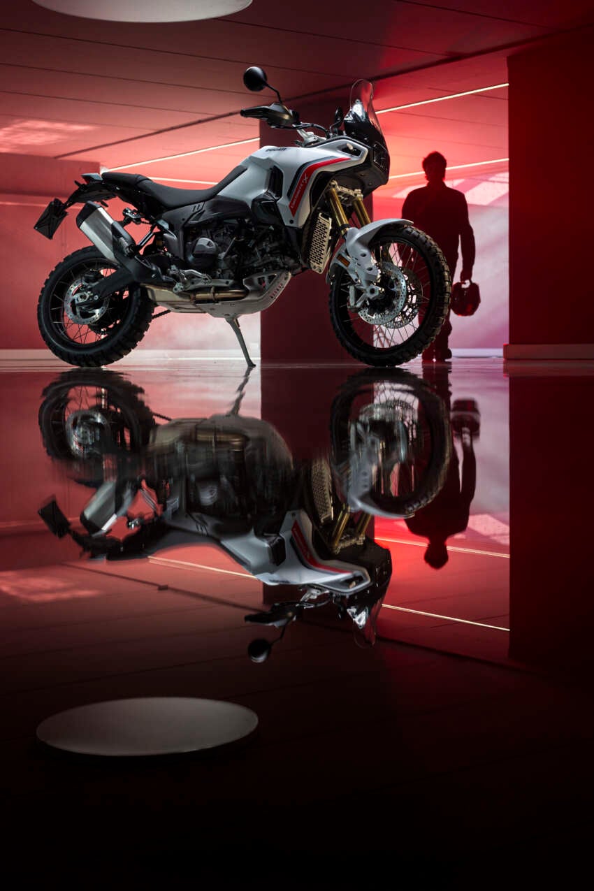 2026 Ducati DesertX updated, new chassis, TFT screen 2044533