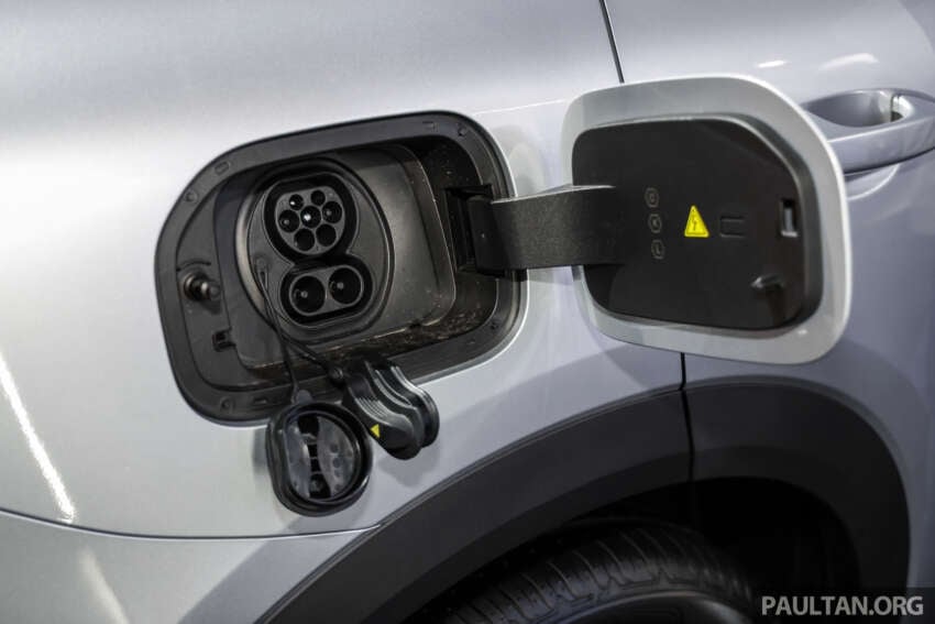 Proton eMas 7 PHEV launched – Malaysia’s cheapest plug-in hybrid, up to 996 km WLTP, RM106k-126k 2036485
