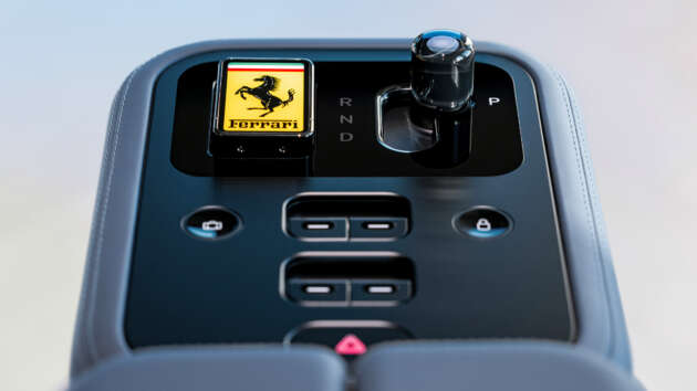 Ferrari Luce – rekaan dalaman bagi EV pertama syarikat, hasil bekas pekerja Apple, Jony Ive didedah