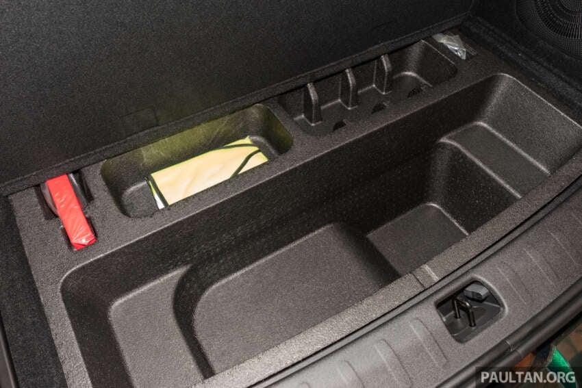 Leapmotor C10 Plus in Malaysia – 299 PS, 510 km WLTP, 180 kW DCFC, new Night Edition, from RM139k 2045079