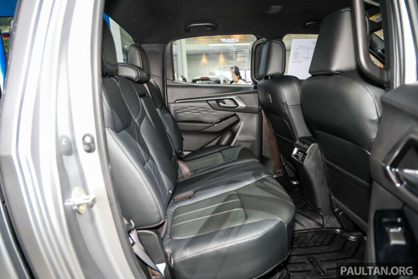 2026 Isuzu D-Max EV on display in Bangkok – 190 PS, 350 Nm, up to 263 km WLTP; CKD; priced at RM192k 2056467