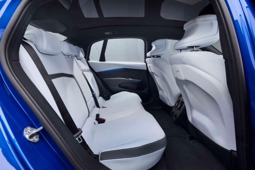 2026 BMW i3 revealed – NA0 EV 3 Series with up to 469 PS, 900 km WLTP range, 400 kW DC fast charging 2054017