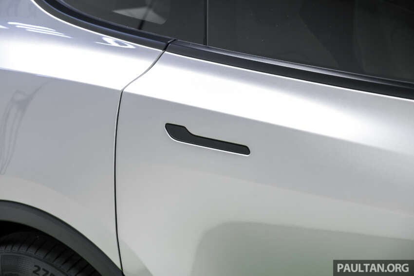 Tesla Model Y L previewed in Malaysia – stretched 6-seater, 681 km WLTP, adaptive damping, launch Apr 1 2057709
