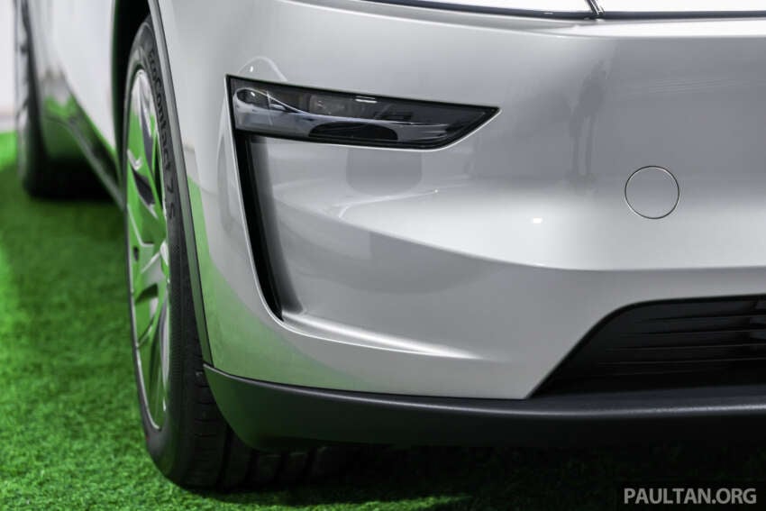 Tesla Model Y L previewed in Malaysia – stretched 6-seater, 681 km WLTP, adaptive damping, launch Apr 1 2057703