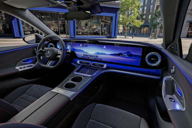 2026 Mercedes-Benz C-Class EV debuts – W520-gen with 800V tech, 330 kW DC, up to 800 km range WLTP