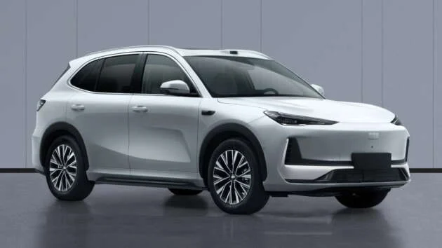 2027 Geely Galaxy E5/EX5 facelift leaked: Proton eMas 7 twin gains Atto 3 Evo-style RWD revamp, 333 PS